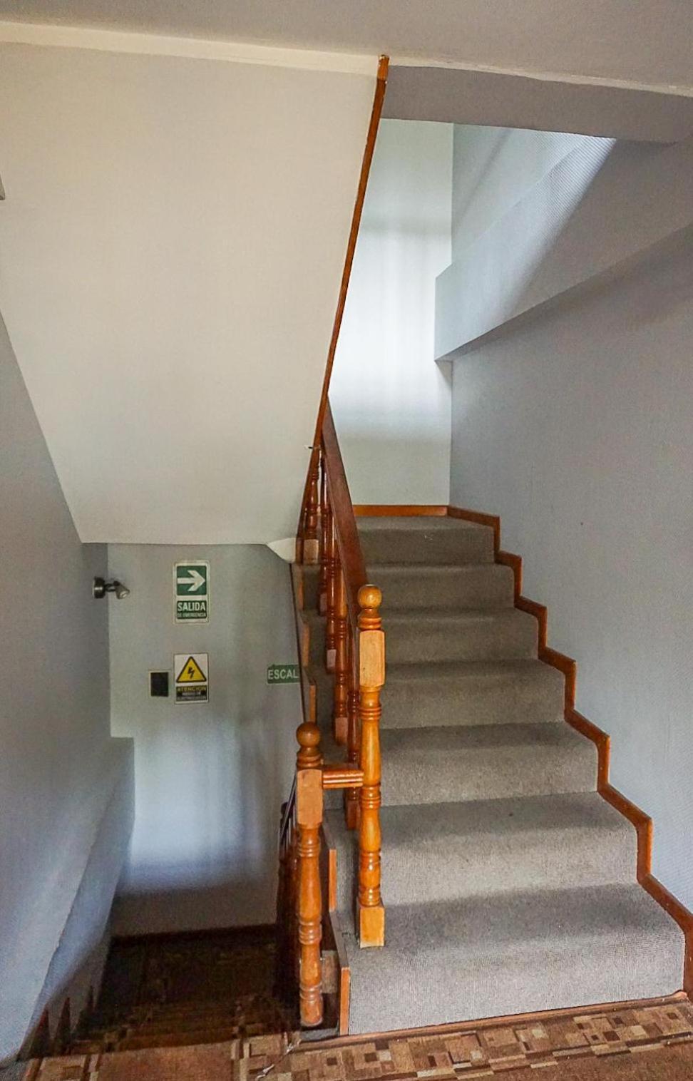 Apart Hotel Libertador El Calafate Eksteriør billede