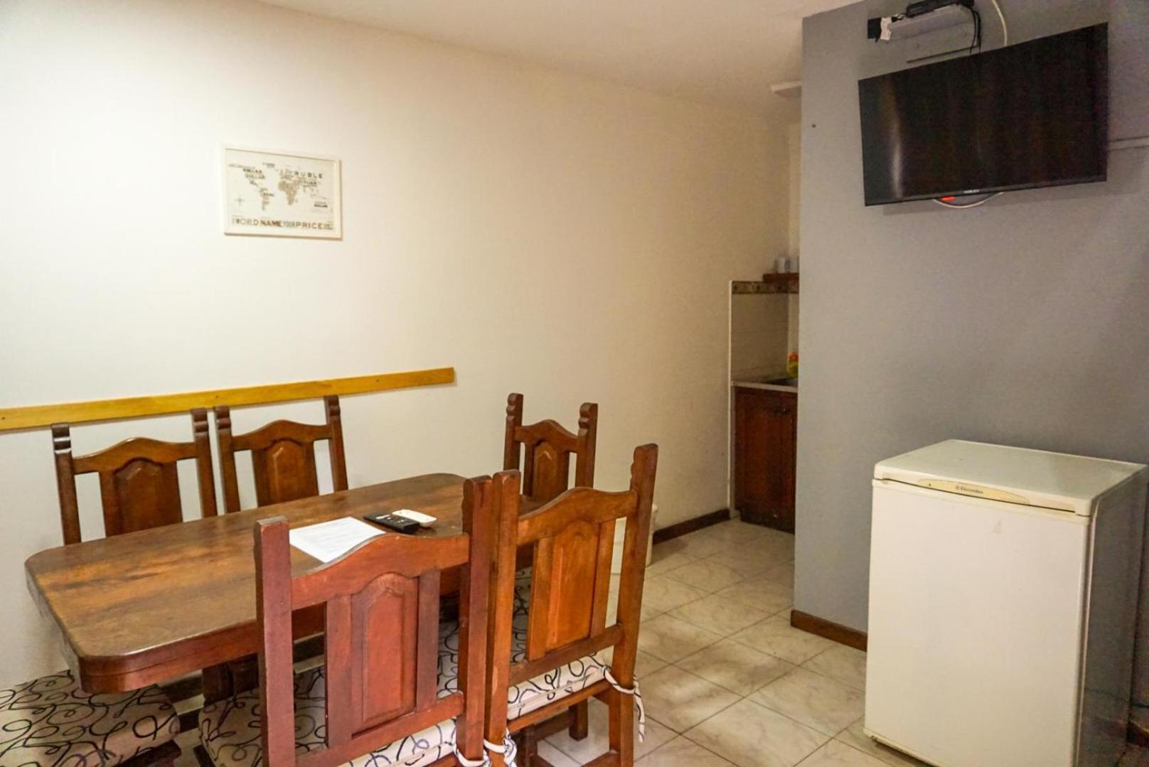 Apart Hotel Libertador El Calafate Eksteriør billede